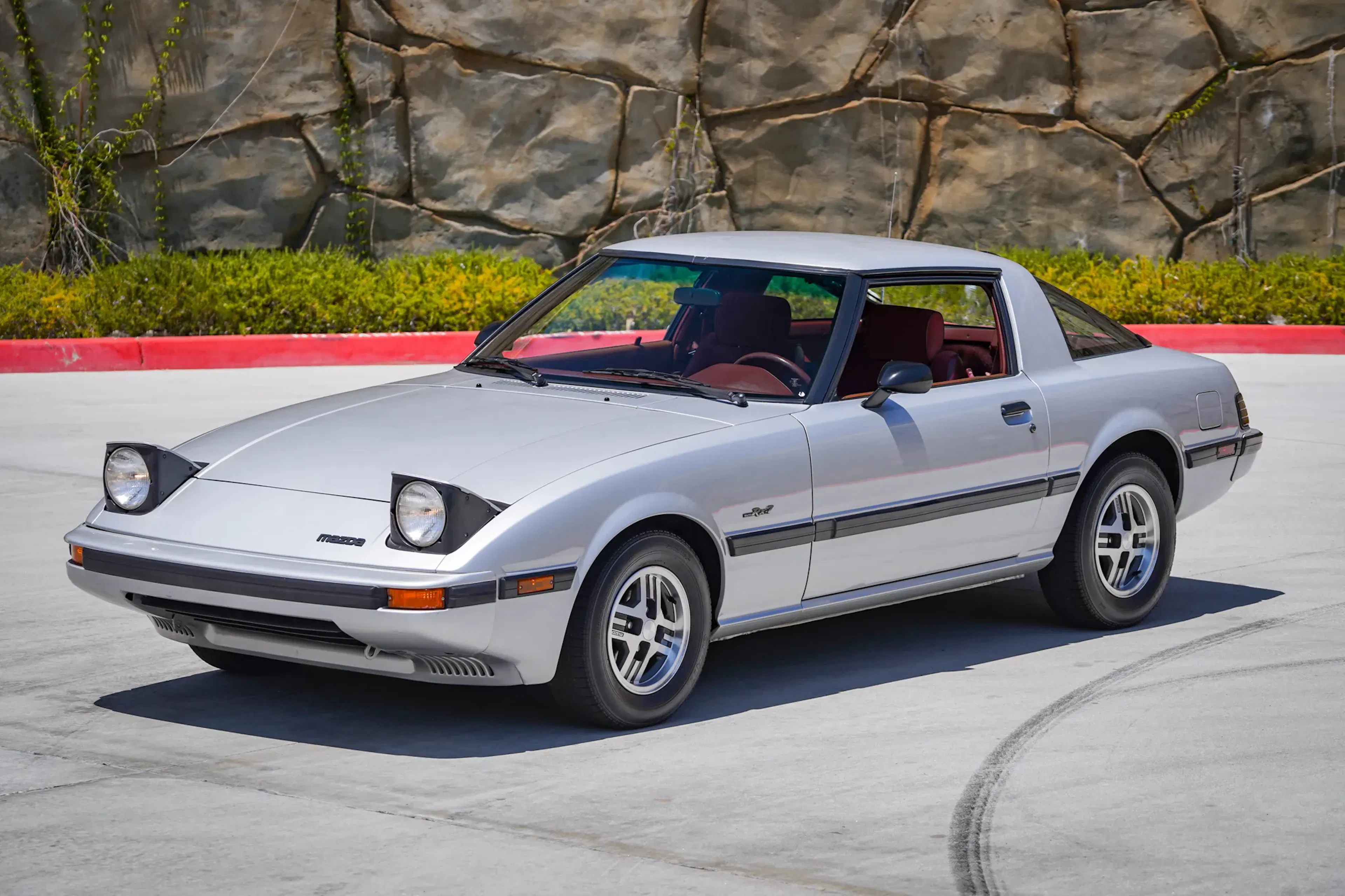1981 Mazda RX-7 VIN JM1FB3311B0501556 | Hagerty Valuation Tools®